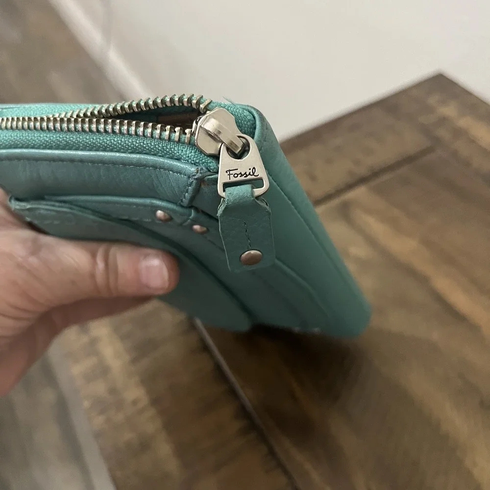 Fossil Jori‎ Flap Clutch Teal Leather Zip Wallet